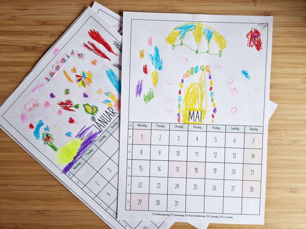 Kalender som er tegnet av et barn.